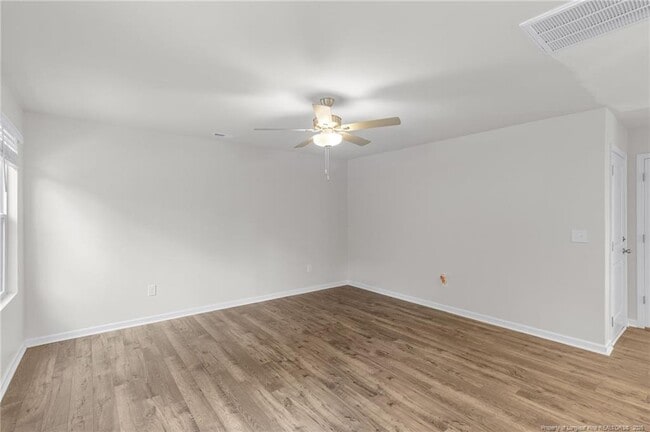 Building Photo - 129 Chinook Ln