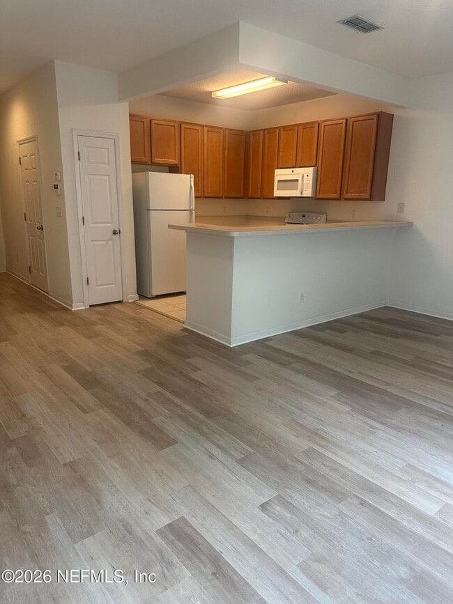 Building Photo - 5649 Parkstone Crossing Dr