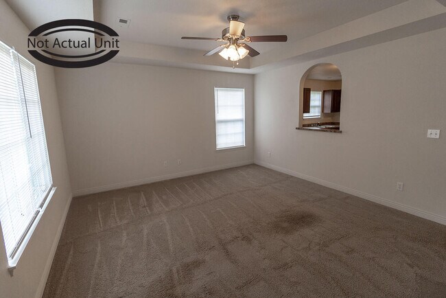 Building Photo - 7360 Noah Ct