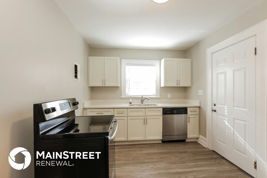 Building Photo - 3706 Avalon Ave