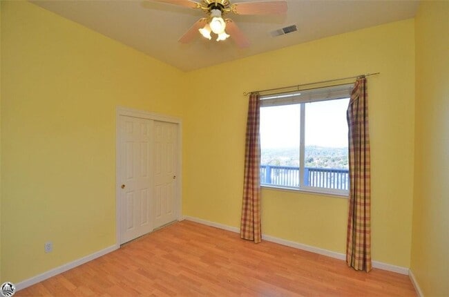 Building Photo - Gorgeous Views from the Morning Star Subdi...