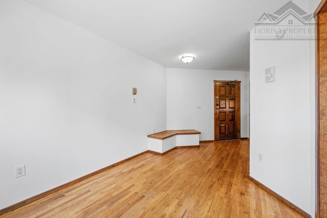 Building Photo - 211 W Water St
