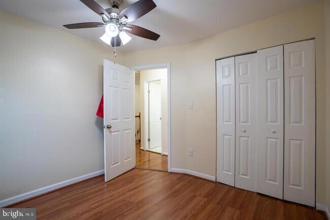 Building Photo - 3500 Vintage Spg Ter