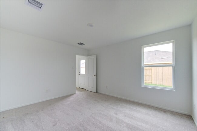 Building Photo - 26811 Prairie Smoke Ln