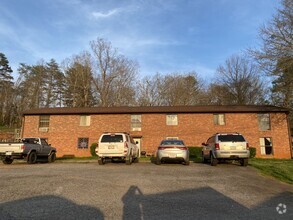 Building Photo - Campus Apartments Riverside