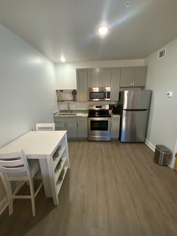 Building Photo - 149 1st St S