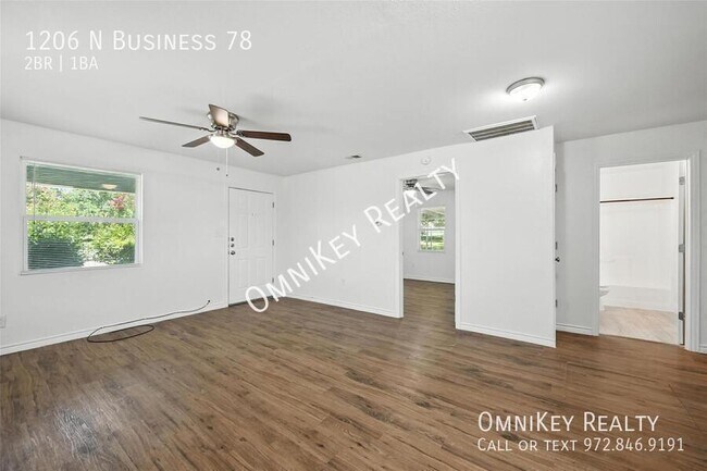 Building Photo - 1206 N Texas 78 Business