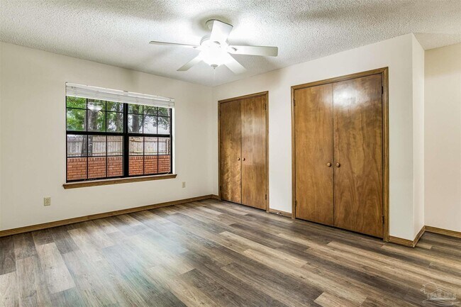 Building Photo - 6327 Heart Pine Dr