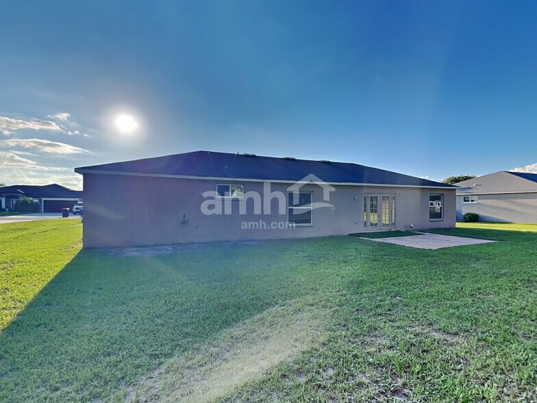 Building Photo - 6624 Clair Shore Dr