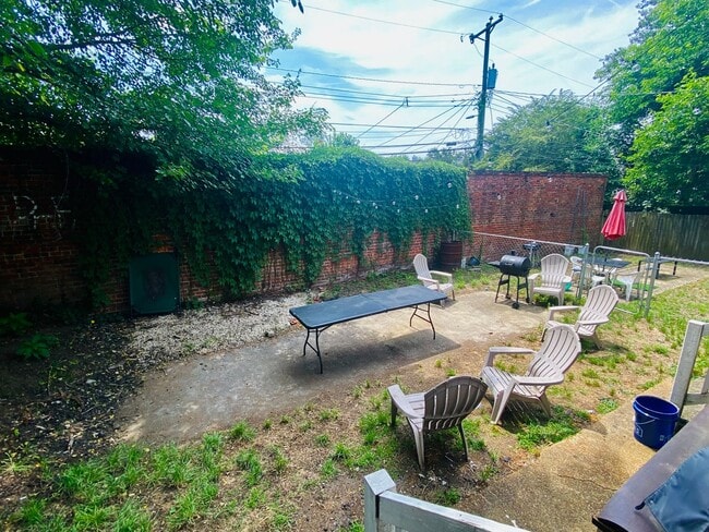 Building Photo - 711 Chimborazo Blvd