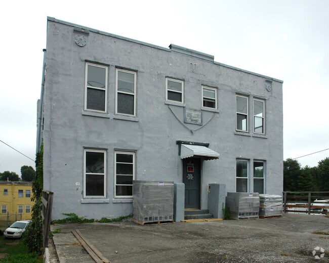 Primary Photo - 2403 Williamson Rd