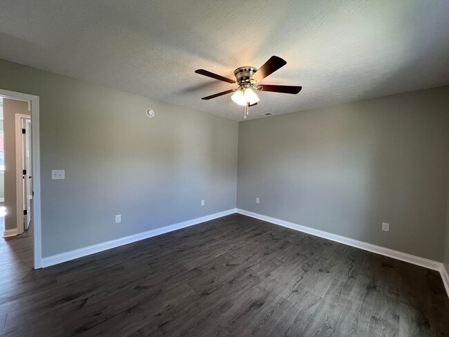 Building Photo - 309 Gallahadion Ct