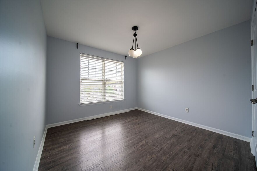 Building Photo - 11801 Lake Baldwin Dr