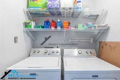 Building Photo - 106 Elmwood Cir