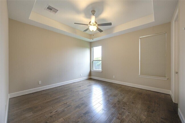 Building Photo - 2827 Winthrop Mdw Wy
