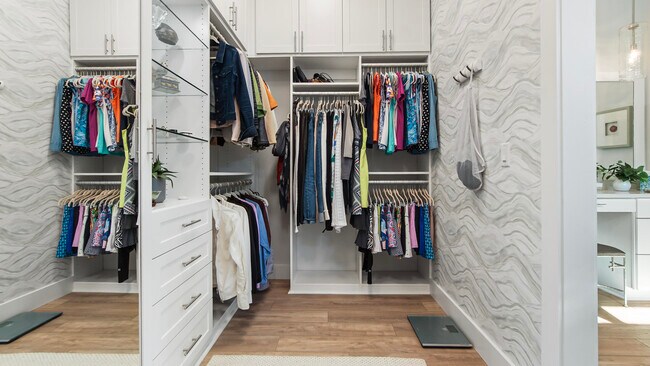 Building Photo - 1866 Pathways Drive