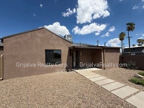 Building Photo - 3861 E 3rd St