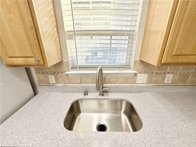 Building Photo - 5358 Beaver Br
