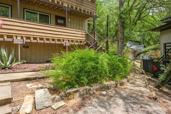 Building Photo - 1511 Shoal Creek Blvd