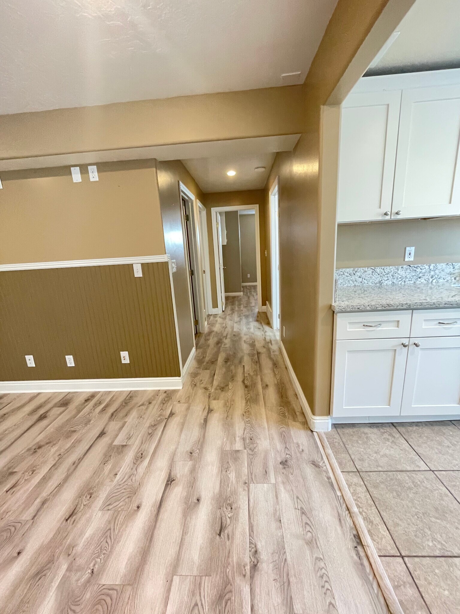 Building Photo - 719 W 2175 N