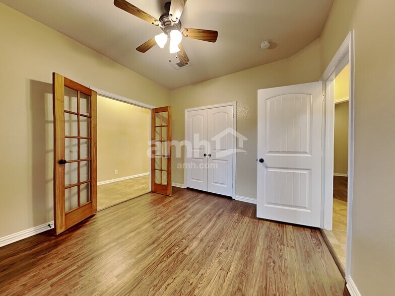 Building Photo - 109 Firestone Dr