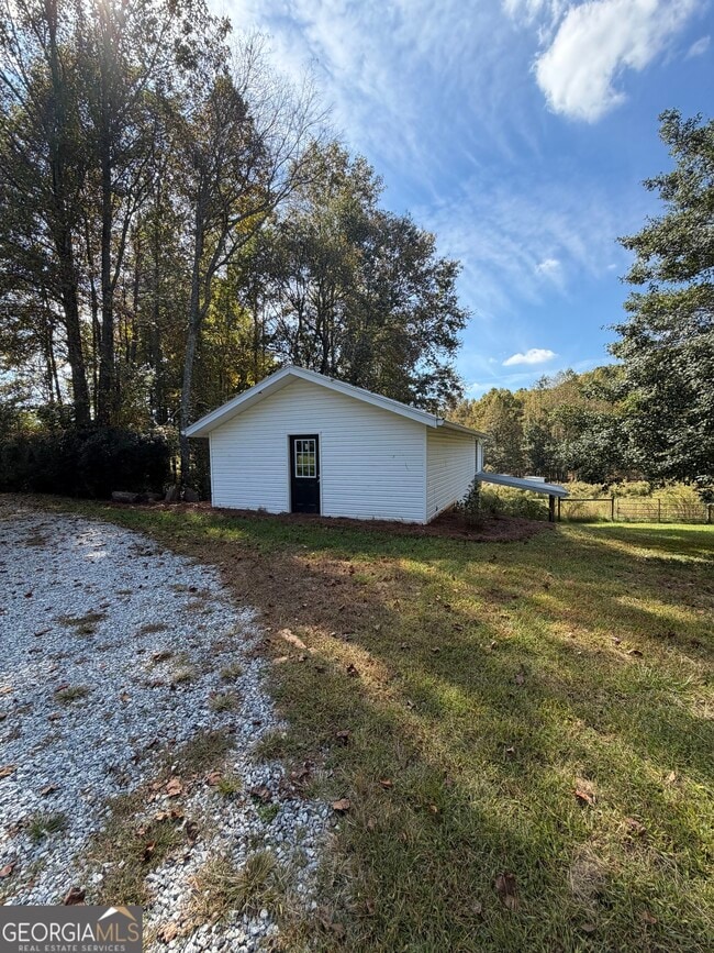 Building Photo - 2385 Porter Springs Rd