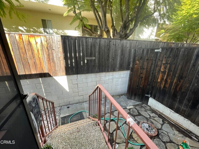 Building Photo - 1213 Cordova St