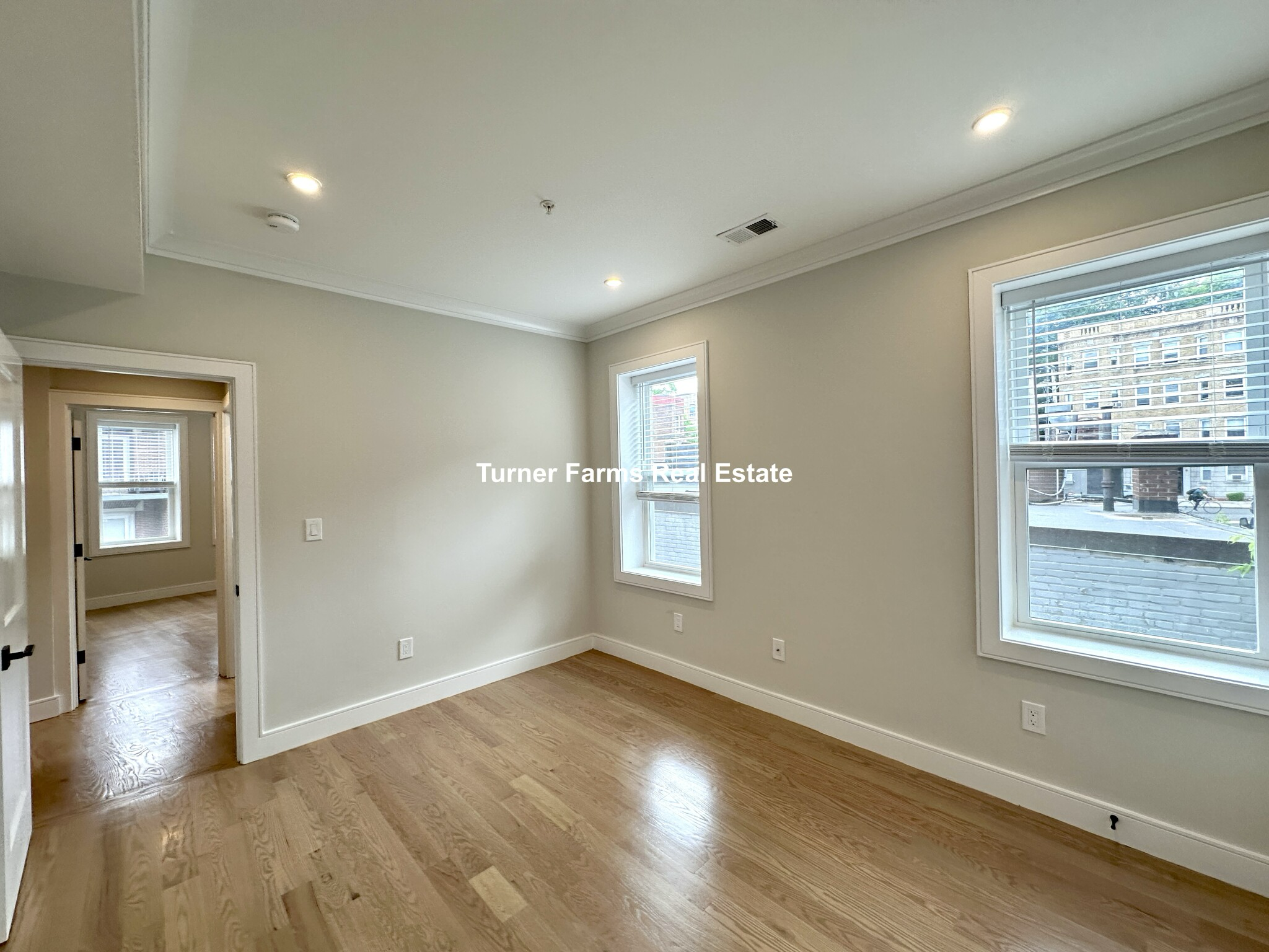 Building Photo - 162 Allston St