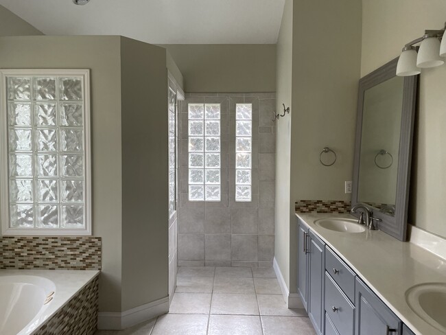 Building Photo - 13614 Marsh Estate Ct