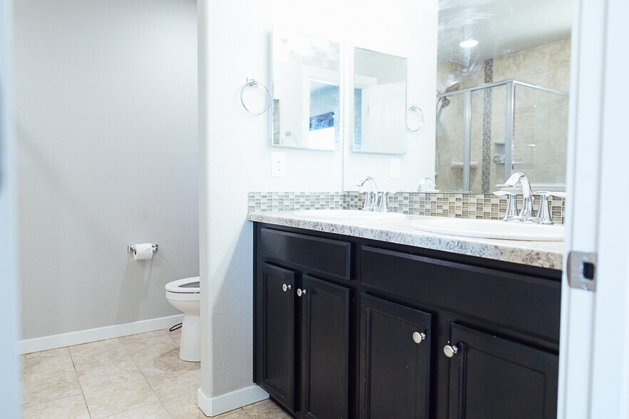 Building Photo - 9169 Pennycress Dr