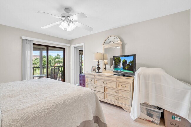 Building Photo - 4640 Chantelle Dr