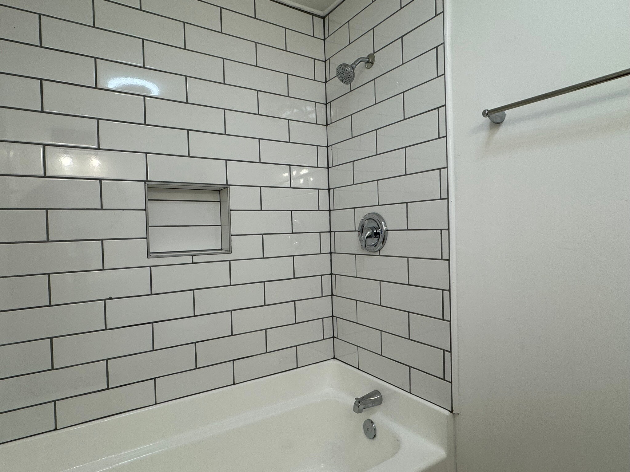 Building Photo - 16 Sycamore St