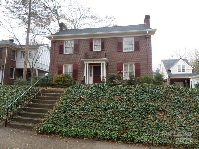 Primary Photo - 1614 Dilworth Rd E