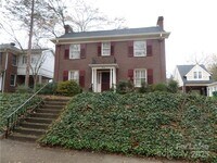 Building Photo - 1614 Dilworth Rd E