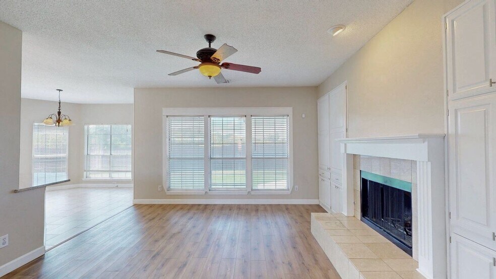 Building Photo - 9901 Miller Pl
