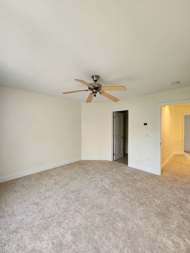 Building Photo - 45 Viera Dr