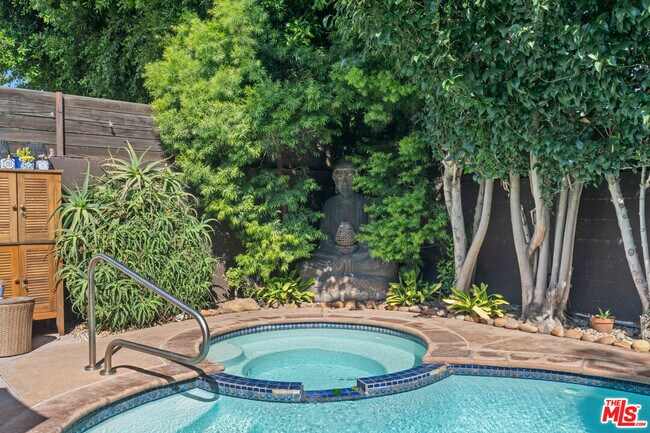 Building Photo - 1954 Federal Ave