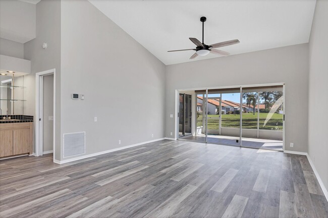Building Photo - 4998 Tamarack Trail
