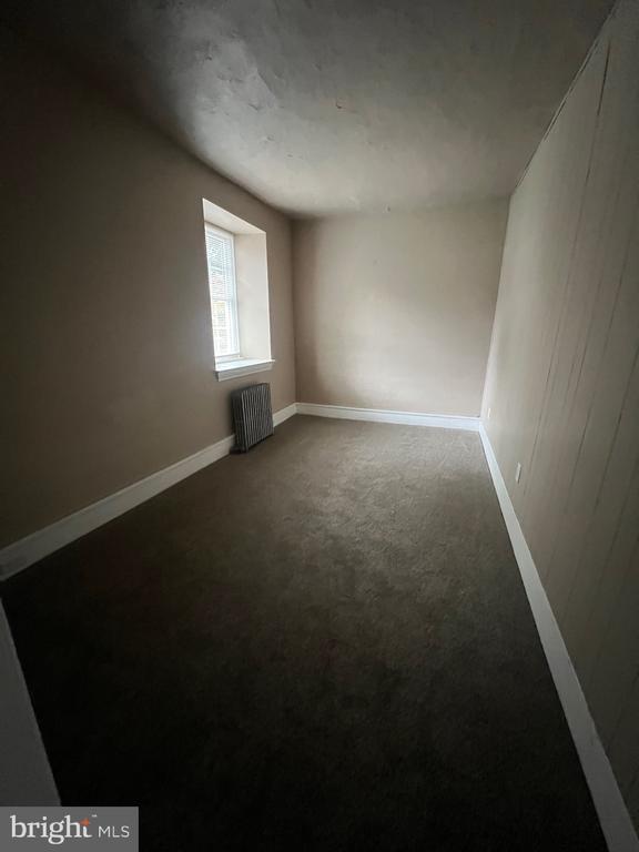 Building Photo - 815 Cypress Ave