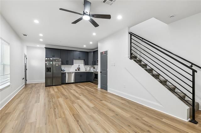 Building Photo - 426 W Genie St