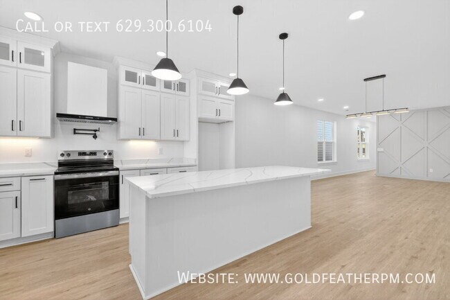 Building Photo - 2144 18th Avenue N