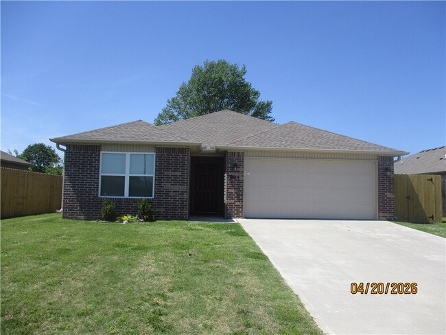 Building Photo - 904 S Excelsior Dr