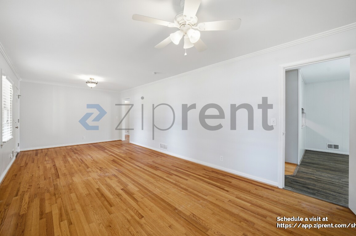 Building Photo - 1894 Hebron Hills Dr