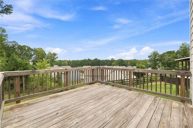 Building Photo - 6000 Screech Owl Dr