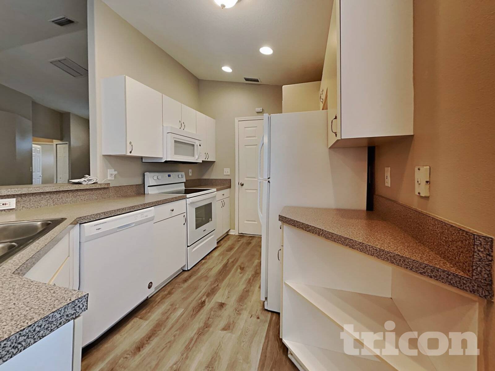 Building Photo - 3124 58th Terrace E