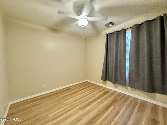 Building Photo - 2671 S Dragoon Dr