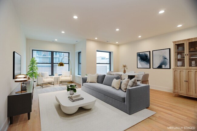 Building Photo - Brand New Interior Construction 2 Bed / 2 ...