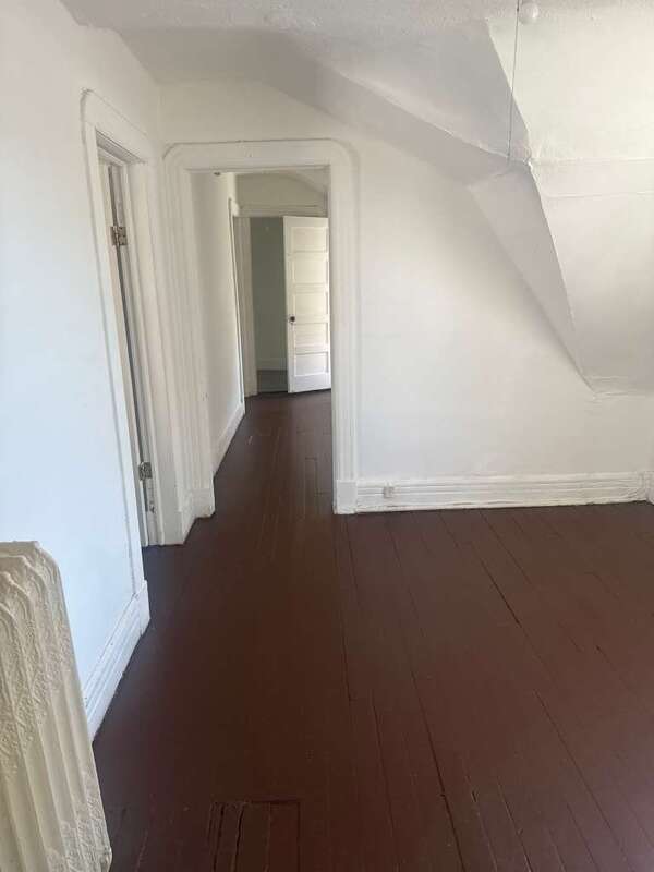 Building Photo - 476 Hudson Ave