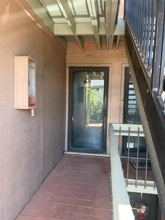 Building Photo - 2600 Penny Ln