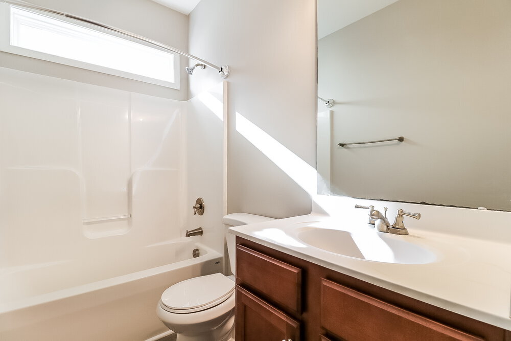 Building Photo - 53 Manito Pl